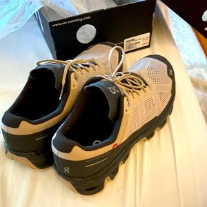 On running cloud venture sneakers NIB , great shoes for hiking or walking
